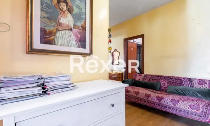 Rexer-Roma-Appartamento-trilocale-Superficie-catastale-mq-Cucina