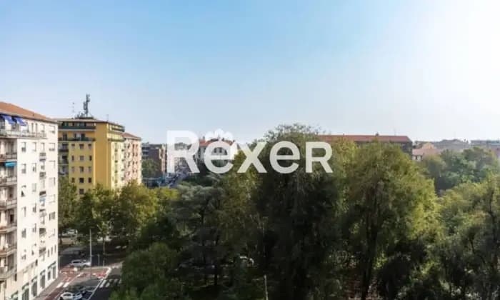 Rexer-Milano-Piazza-Napoli-Trilocale-piano-alto-in-ottimo-stato-Giardino