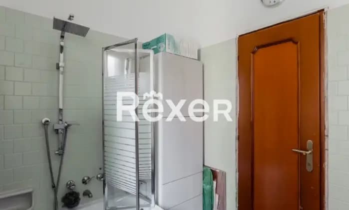 Rexer-Milano-Bande-Nere-trilocale-in-ottimo-contesto-con-tripla-esposizione-Bagno