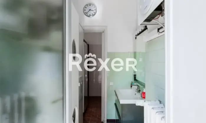 Rexer-Milano-Bande-Nere-trilocale-in-ottimo-contesto-con-tripla-esposizione-Bagno