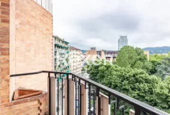 Rexer-Torino-Appartamento-panoramico-piano-alto-mq-Giardino