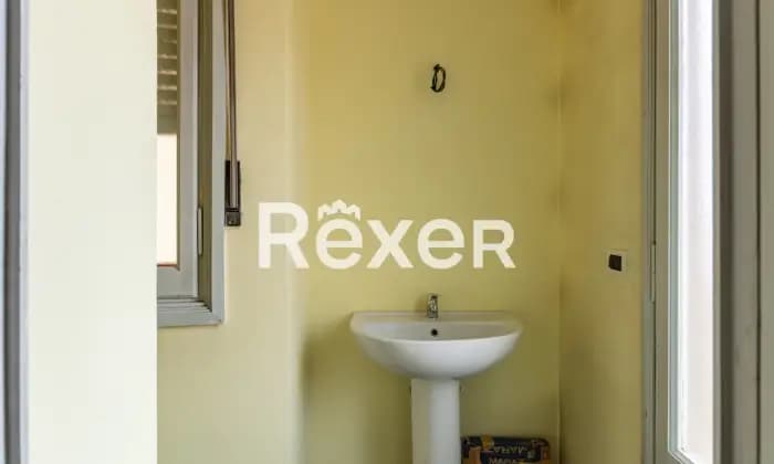 Rexer-Torino-Appartamento-panoramico-piano-alto-mq-Bagno