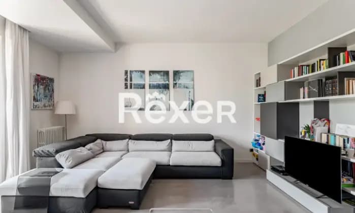 Rexer-VICENZA-Appartamento-recentemente-ristrutturato-di-ampia-metratura-con-garage-doppio-Salone