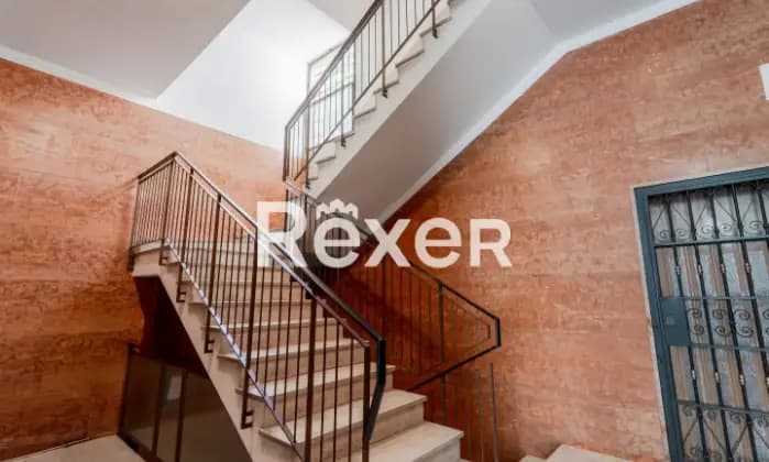 Rexer-BOLOGNA-Centro-Storico-Appartamento-mq-con-cantina-Altro
