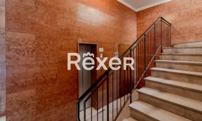 Rexer-BOLOGNA-Centro-Storico-Appartamento-mq-con-cantina-Altro