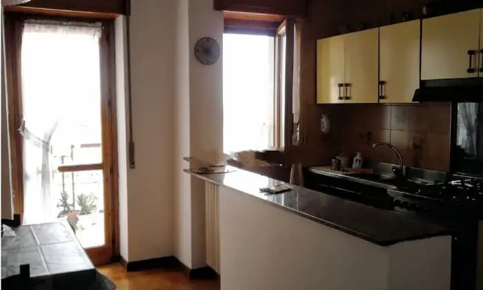 Rexer-Cosenza-Vendesi-appartamento-in-Via-Libero-Grassi-a-Cosenza-Cucina