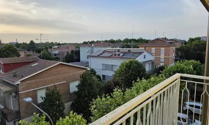 Rexer-Modena-Vendesi-appartamento-in-Via-Cile-a-Modena-TERRAZZO