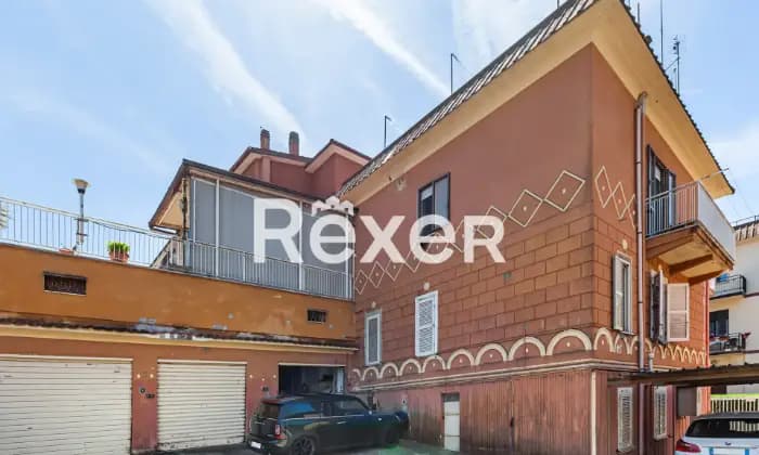 Rexer-Roma-Nuda-Propriet-via-Monte-Peloso-Appartamento-mq-Garage