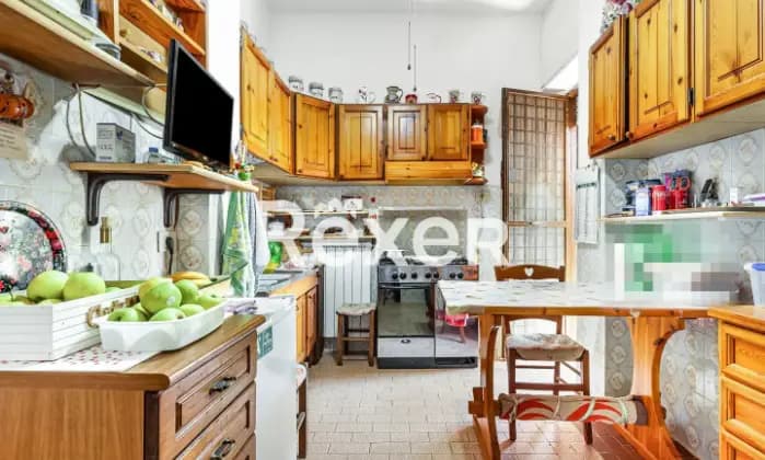 Rexer-Roma-Nuda-Propriet-via-Monte-Peloso-Appartamento-mq-Cucina