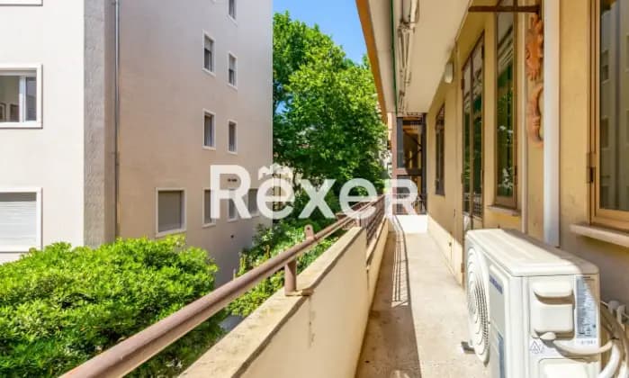 Rexer-Venezia-Appartamento-in-ottima-posizione-con-tre-camere-e-garage-Terrazzo