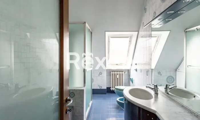 Rexer-Milano-Via-Rosmini-Appartamento-ultimo-piano-mq-Bagno