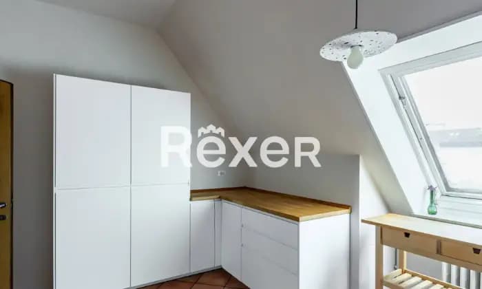 Rexer-Milano-Via-Rosmini-Appartamento-ultimo-piano-mq-Altro