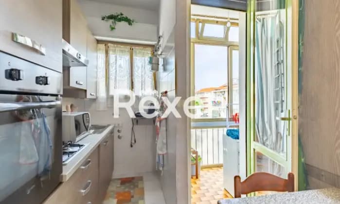 Rexer-Torino-Appartamento-nelle-immediate-vicinanze-della-fermata-metro-Rivoli-Cucina
