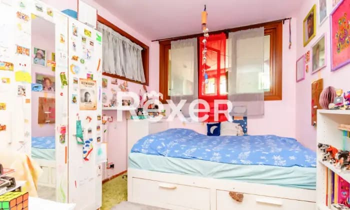 Rexer-AGRATE-BRIANZA-Villa-indipendente-su-due-livelli-con-giardino-e-box-doppio-CameraDaLetto