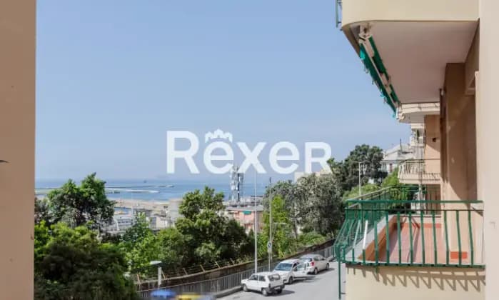 Rexer-Genova-Pegli-Quadrilocale-vista-mare-Giardino