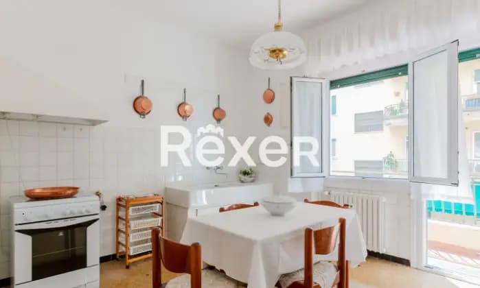 Rexer-Genova-Pegli-Quadrilocale-vista-mare-Cucina