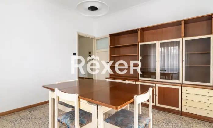 Rexer-ROMA-Zona-Villa-Lazzaroni-Ampio-bilocale-al-piano-quinto-Altro