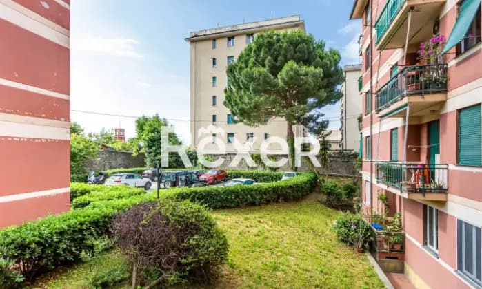 Rexer-Genova-Genova-via-Cordanieri-Appartamento-in-contesto-privato-con-posti-auto-condominiali-assegnati-Giardino