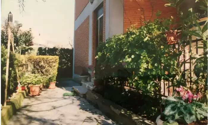 Rexer-Raiano-Vendesi-appartamento-in-Via-San-Cosimo-a-Raiano-Giardino