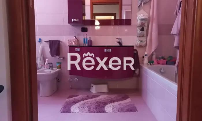 Rexer-CESATE-Appartamento-duplex-con-terrazzi-e-box-auto-Bagno