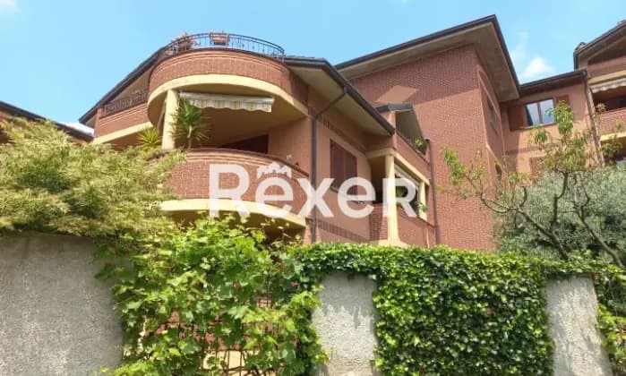 Rexer-CESATE-Appartamento-duplex-con-terrazzi-e-box-auto-Giardino