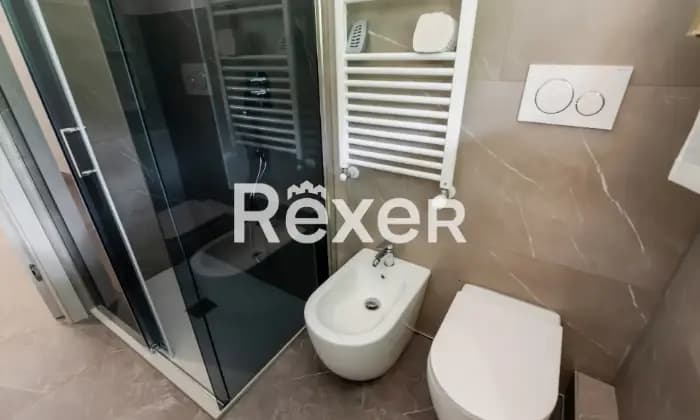 Rexer-Bologna-Appartamento-con-terrazzo-di-mq-Bagno