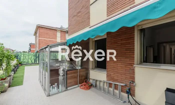 Rexer-Bologna-Appartamento-con-terrazzo-di-mq-Terrazzo