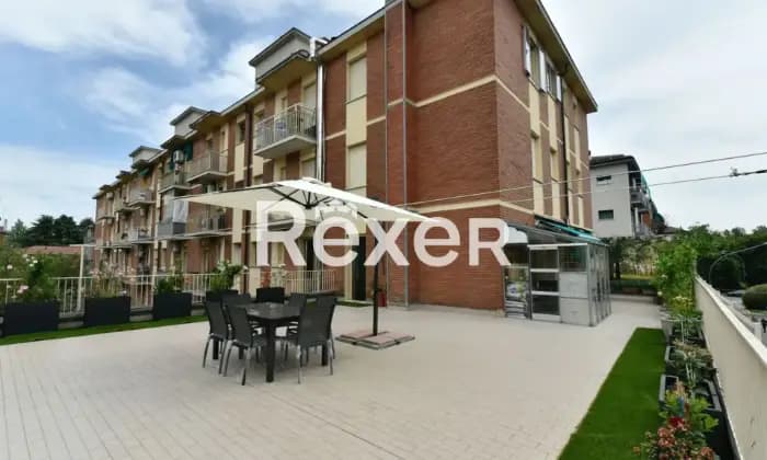 Rexer-Bologna-Appartamento-con-terrazzo-di-mq-Terrazzo