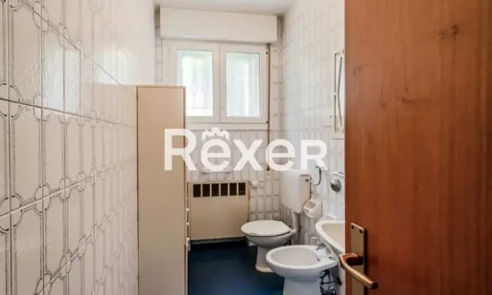 Rexer-Bologna-Appartamento-a-Bologna-con-terrazzo-di-mq-Bagno