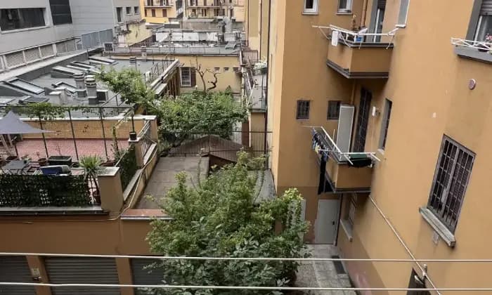 Rexer-Bologna-Vendesi-Ampio-e-Luminoso-Appartamento-in-Via-Don-Minzoni-Terrazzo