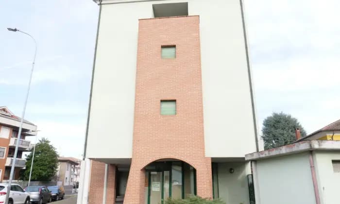 Rexer-SantAngelo-Lodigiano-Ottimo-quadrilocale-ristrutturato-luminoso-con-box-in-zona-centrale-Altro