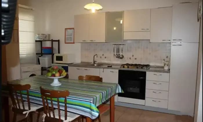 Rexer-Bosa-Appartamento-in-vendita-in-via-Ugo-La-Malfa-a-Bosa-Cucina