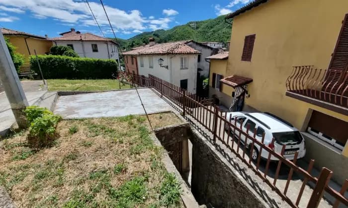 Rexer-Molazzana-Casa-in-toscana-nel-cuore-delle-apuane-Terrazzo