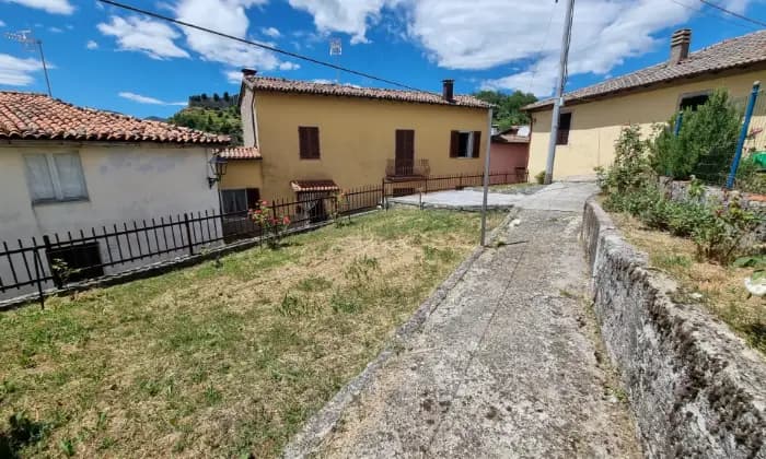 Rexer-Molazzana-Casa-in-toscana-nel-cuore-delle-apuane-Terrazzo