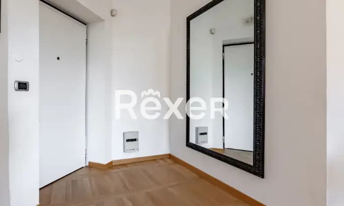 Rexer-Milano-Stadera-Cermenate-Ampio-trilocale-ristrutturato-al-piano-alto-con-ascensore-Altro