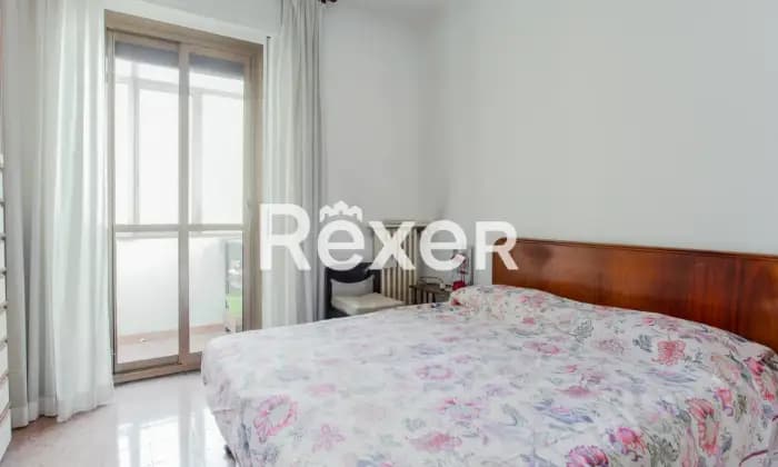 Rexer-Milano-Appartamento-a-Milano-in-Zona-Cadore-mq-con-balconi-CameraDaLetto