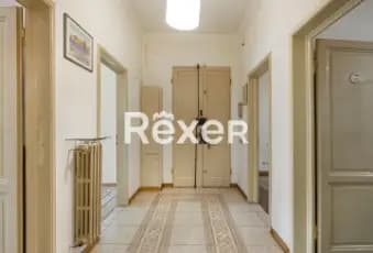 Rexer-FIRENZE-Centro-storico-Appartamento-di-quattro-vani-con-resede-esterna-tergale-Altro