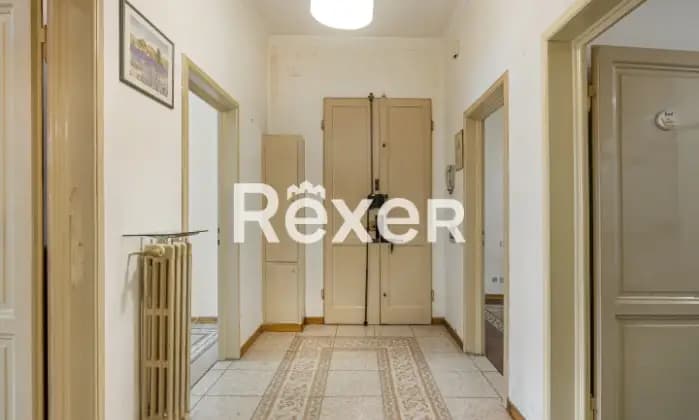 Rexer-FIRENZE-Centro-storico-Appartamento-di-quattro-vani-con-resede-esterna-tergale-Altro