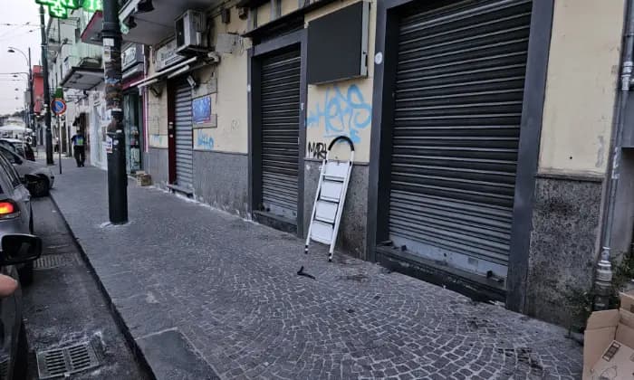 Rexer-Napoli-Fittasi-locale-commerciale-zona-centrale-via-stadera-Altro