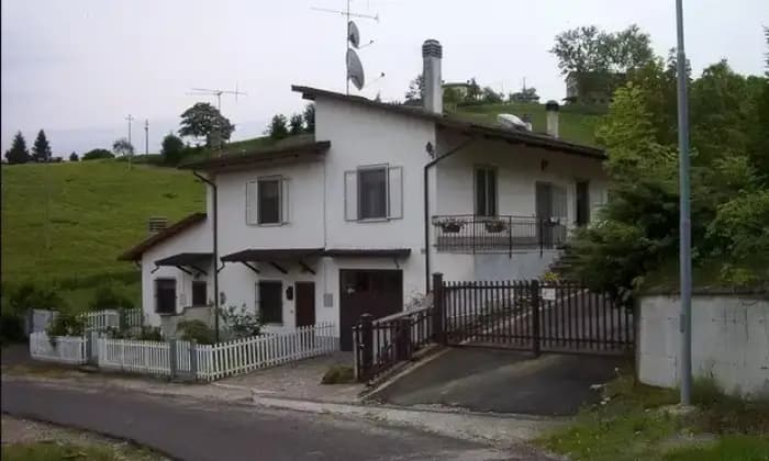 Rexer-Carpineti-Casa-via-BeraCarpineti-RE-Giardino