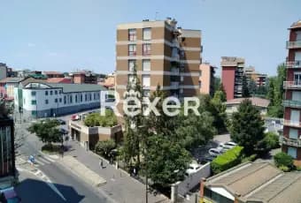 Rexer-MILANO-Appartamento-di-recente-ristrutturazione-mq-Giardino