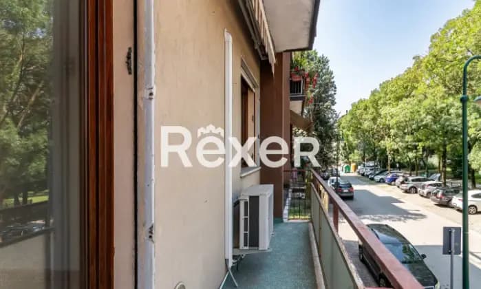Rexer-Venezia-Cipressina-di-Mestre-Venezia-Appartamento-con-soffitta-e-box-auto-Giardino