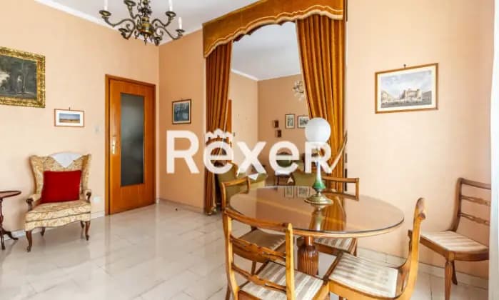 Rexer-TORINO-Zona-Nizza-Millefonti-Via-Genova-Appartamento-al-quarto-piano-Altro