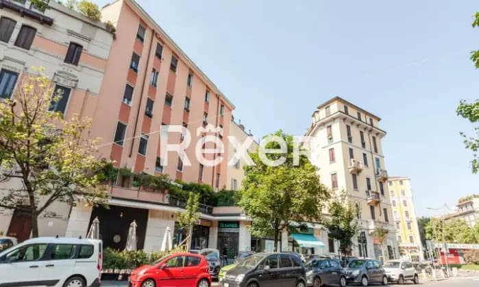 Rexer-MILANO-Porta-Romana-Piazza-Medaglie-DOro-Appartamento-di-mq-con-cantina-Giardino