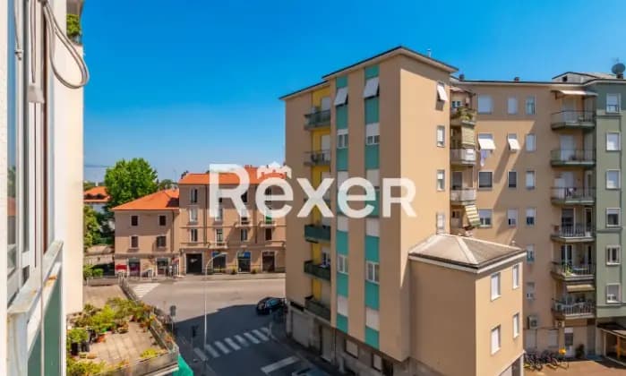 Rexer-MONZA-Monza-Ampio-trilocale-con-doppio-balcone-al-piano-quarto-Terrazzo