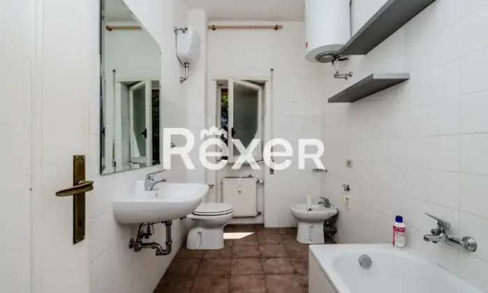 Rexer-ROMA-Nelle-vicinanze-di-Piazza-Talenti-Appartamento-mq-con-terrazzo-e-cantina-Bagno