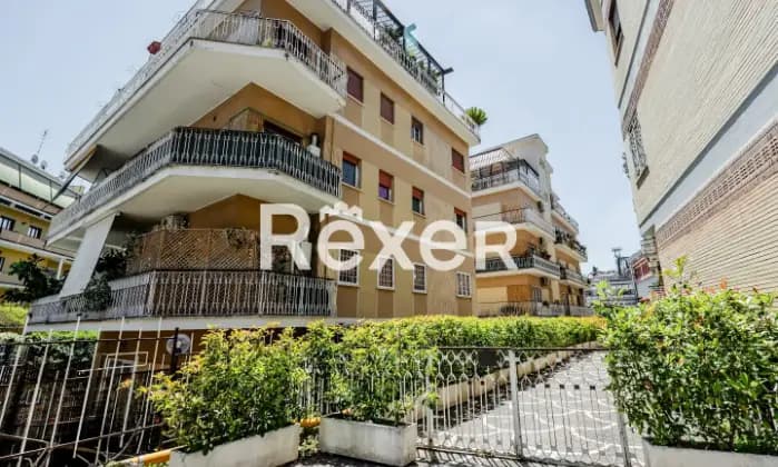 Rexer-ROMA-Nelle-vicinanze-di-Piazza-Talenti-Appartamento-mq-con-terrazzo-e-cantina-Giardino