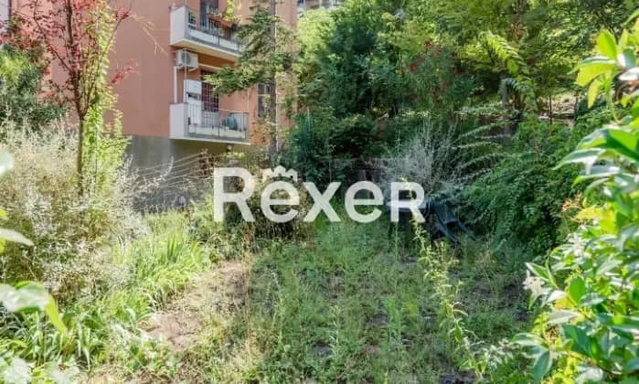Rexer-Bologna-Bologna-Via-Toscanini-Appartamento-di-mq-con-giardino-e-posto-auto-Giardino