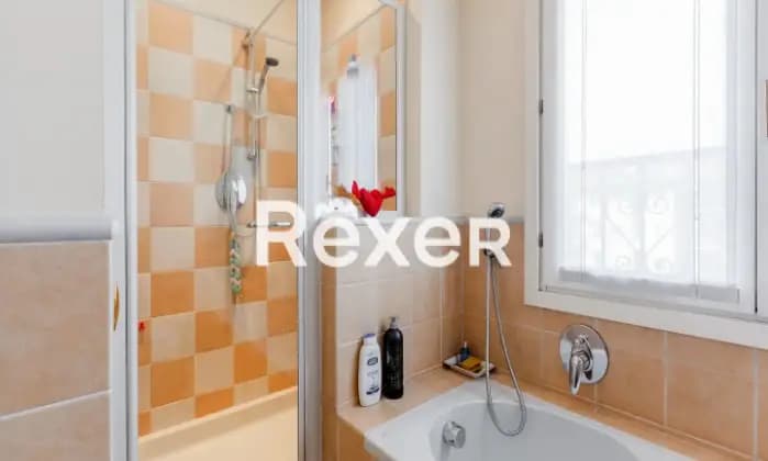 Rexer-Milano-Attico-con-terrazzo-su-due-livelli-mq-Bagno