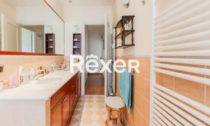 Rexer-Milano-Attico-con-terrazzo-su-due-livelli-mq-Bagno